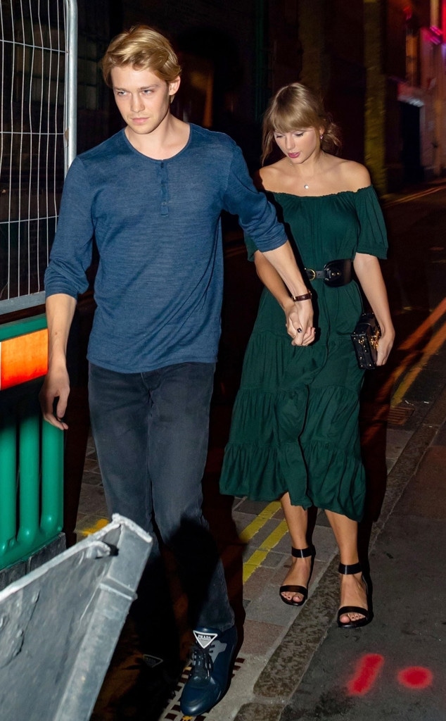 Taylor Swift Gives Boyfriend Joe Alwyn a Sweet Shout-Out on Instagram